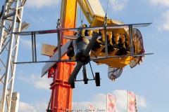 Aufbau 576. Cranger Kirmes 2011